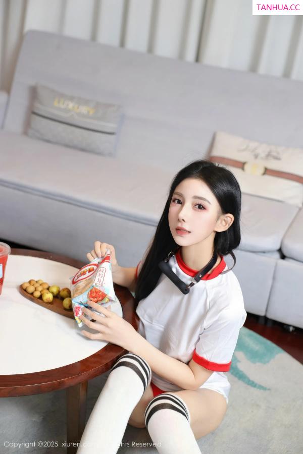   [XiuRen]高清写真图 2025.12.16 No.11110 许微微呀 情趣捆绑第3张图片
